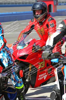 media/Aug-27-2022-Fastrack Riders (Sat) [[c588535105]]/Level 3/Grid/